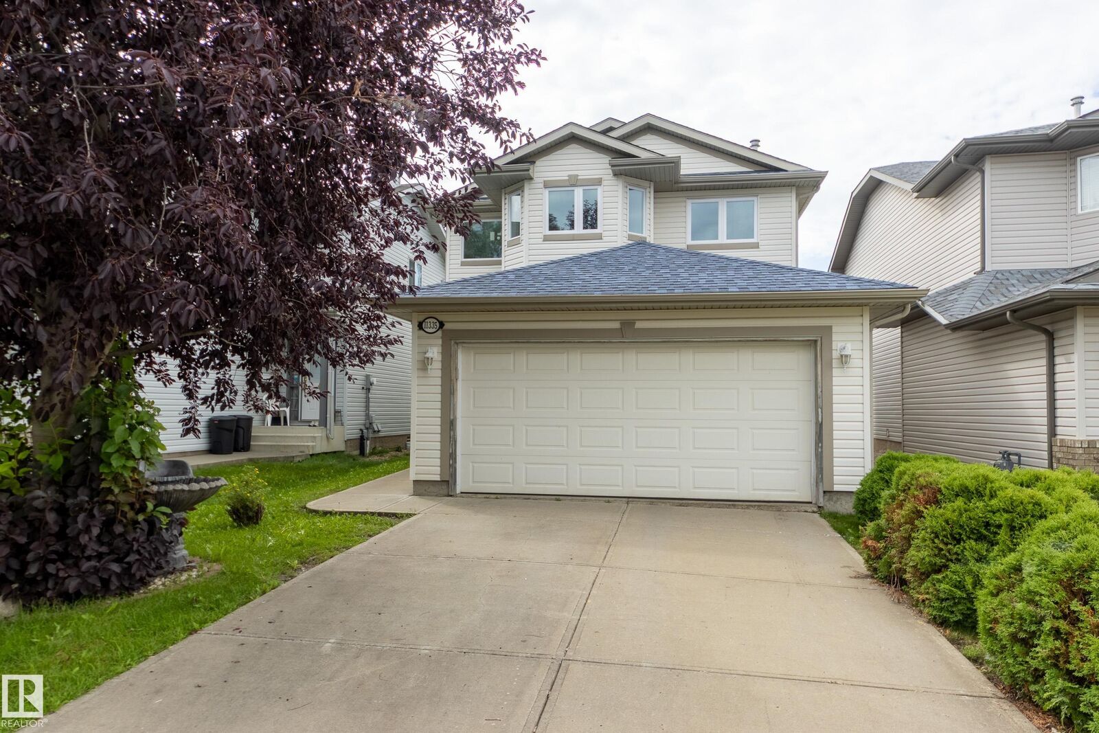 Property Photo:  11335 167B Ave NW  AB T5X 6G8 