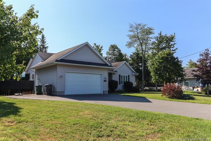 Property Photo:  108 Hazelton Drive  NB E2E 6B6 