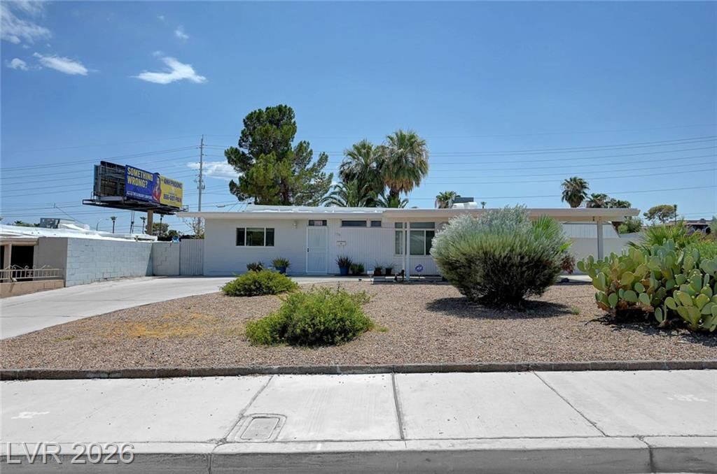 Property Photo:  1516 San Pedro Avenue  NV 89104 