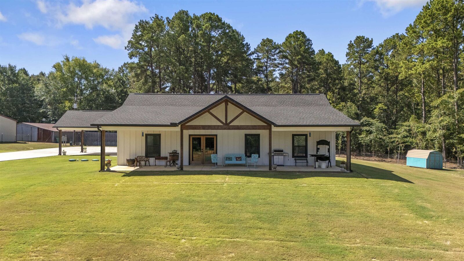 Property Photo: 6810 Fm 3358 TX 75645