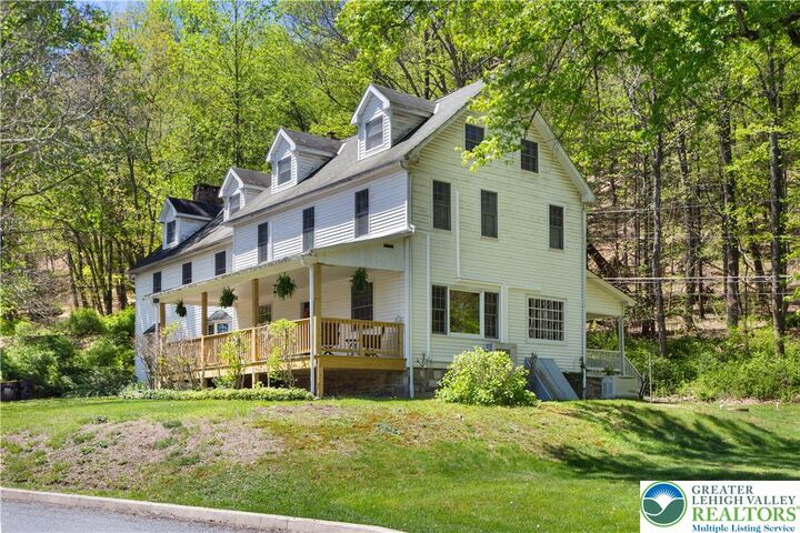 Property Photo: 1841 Twin Pine Road PA 18360