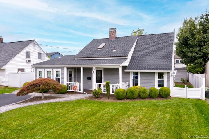 Property Photo: 17 Trapper Lane NY 11756