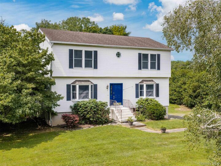 Property Photo:  233 Queens Highway  NY 12446 
