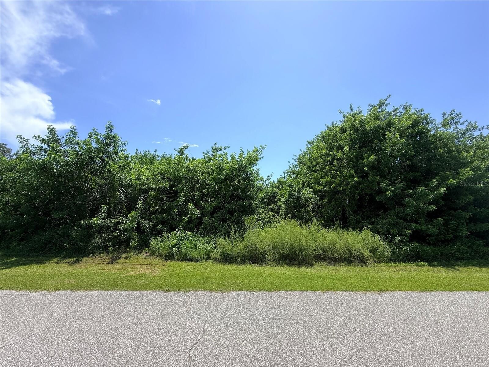 Property Photo: 5195 Wylie Lane FL 33981
