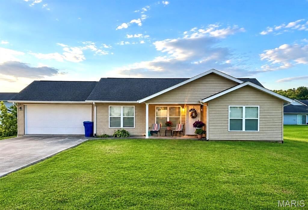 Property Photo: 210 Black Willow Lane MO 63701