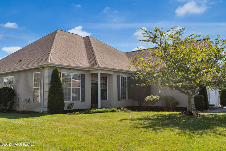 Property Photo:  43 Bunker Hill Drive  NJ 08501 