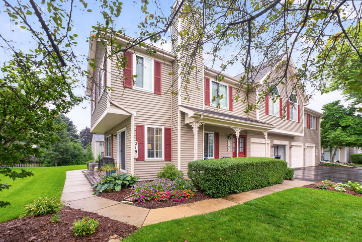 Property Photo: 2193 Colorado Avenue 2193 IL 60123
