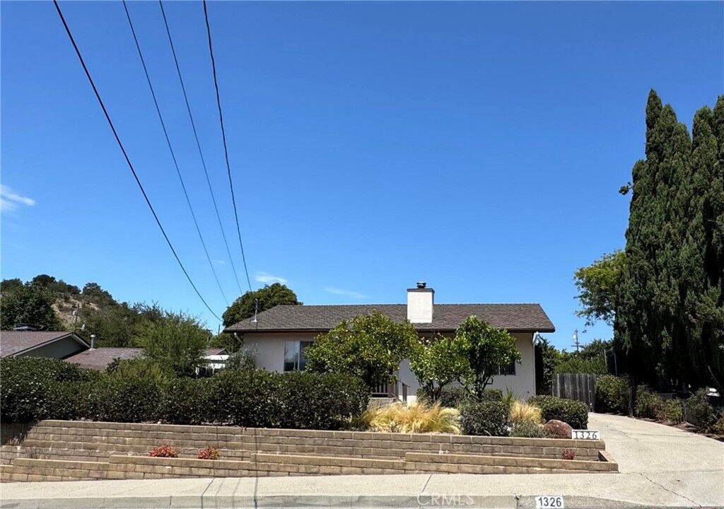Property Photo:  1326 Cecelia Court  CA 93401 