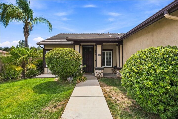 Property Photo:  1390 Alabaster Avenue  CA 92545 