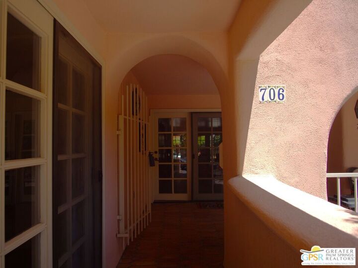 Property Photo:  500 E Amado Road 706  CA 92262 