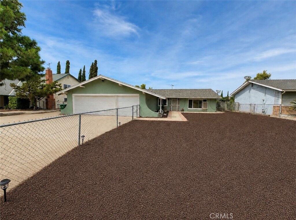 Property Photo:  2799 Mustang Lane  CA 92860 
