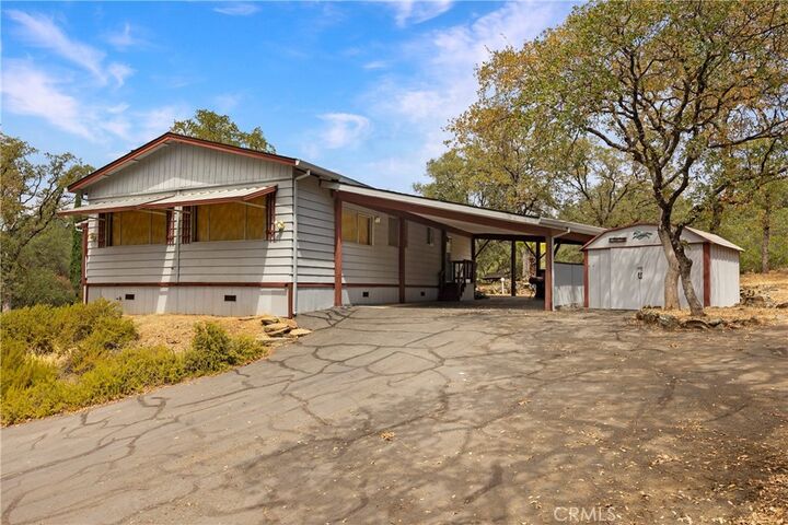 Property Photo:  352 Lodgeview  CA 95966 