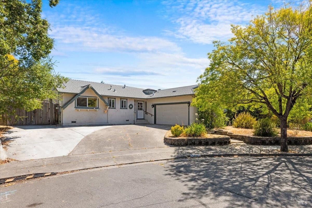 Property Photo:  504 Jack London Drive  CA 95409 