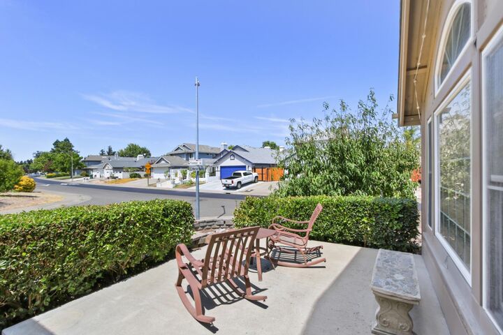 Property Photo:  8181 Marion Oaks Court  CA 95828 