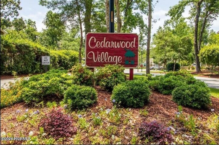Property Photo: 1204 Cedarwood Village NC 28557