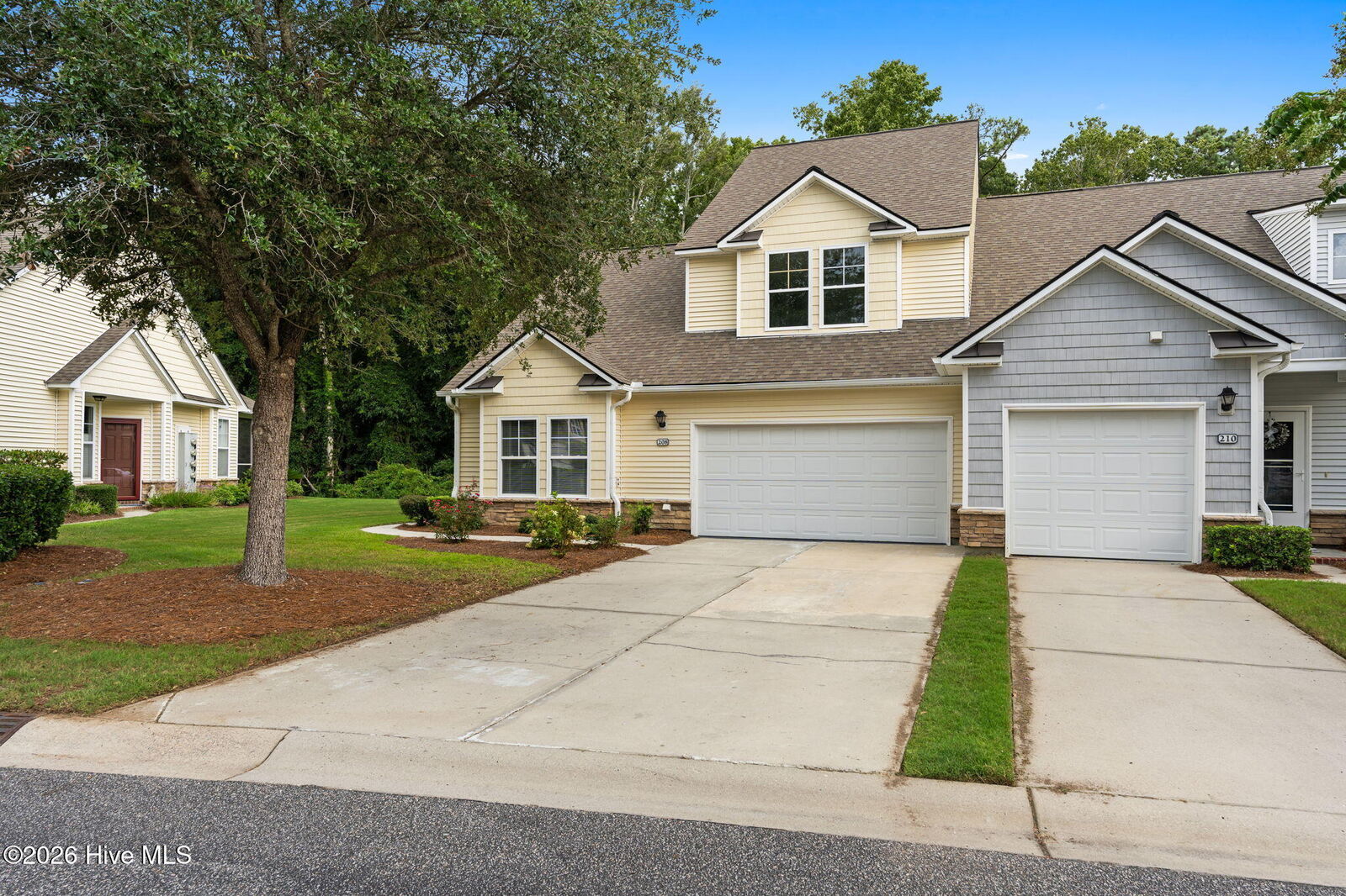 Property Photo: 208 Pilothouse Place NC 28467