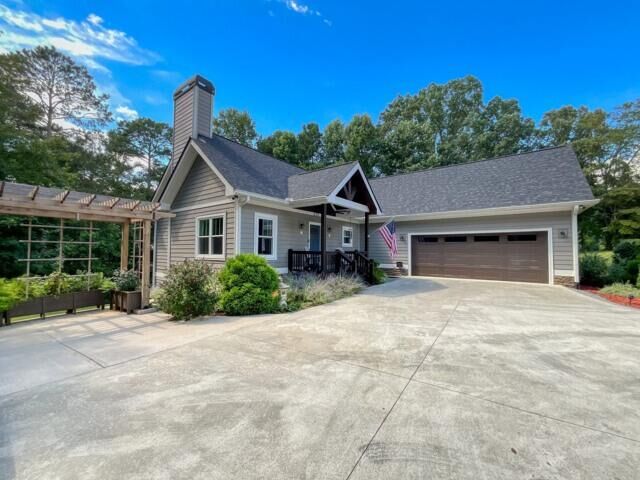 Property Photo:  436 Bridge Road  GA 30540 