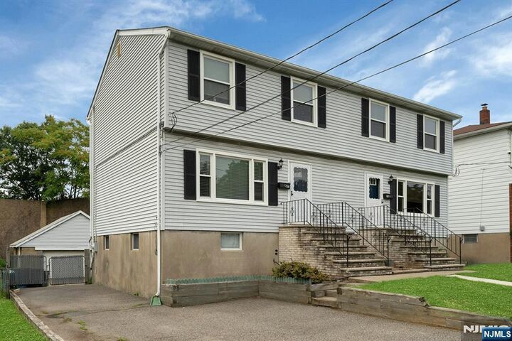 Property Photo:  150 Maple Avenue  NJ 07424 