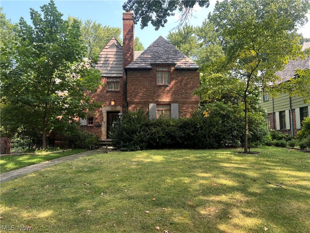 Property Photo: 15541 Brewster Road OH 44112