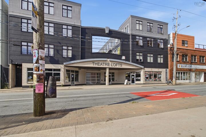 312 2116 Gottingen Street — photo 1