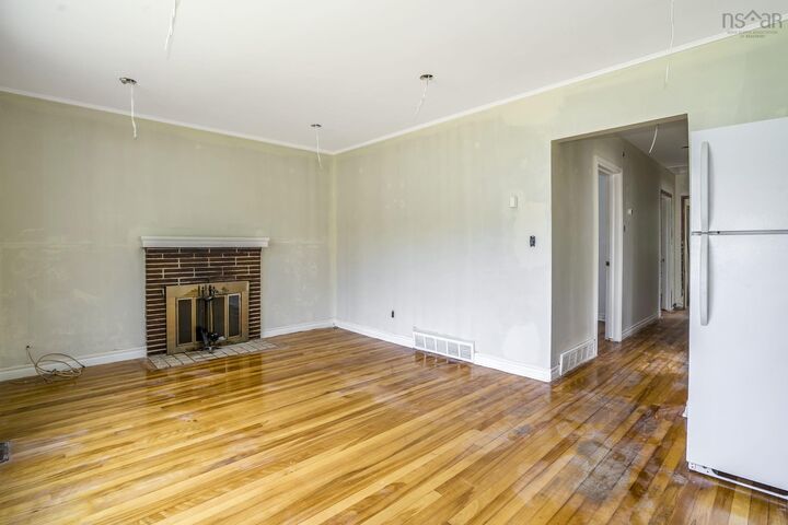 Property Photo:  60 Thornhill Drive  NS B3R 2B4 