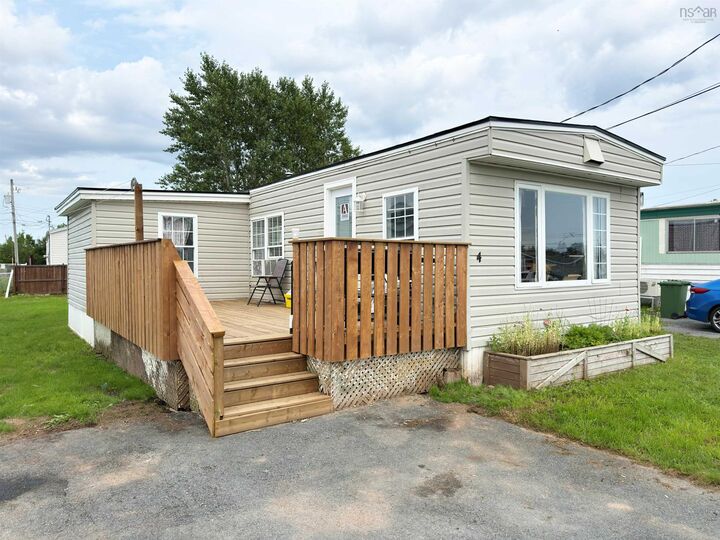 Property Photo:  4 Fredericks Lane  NS B3G 1A7 