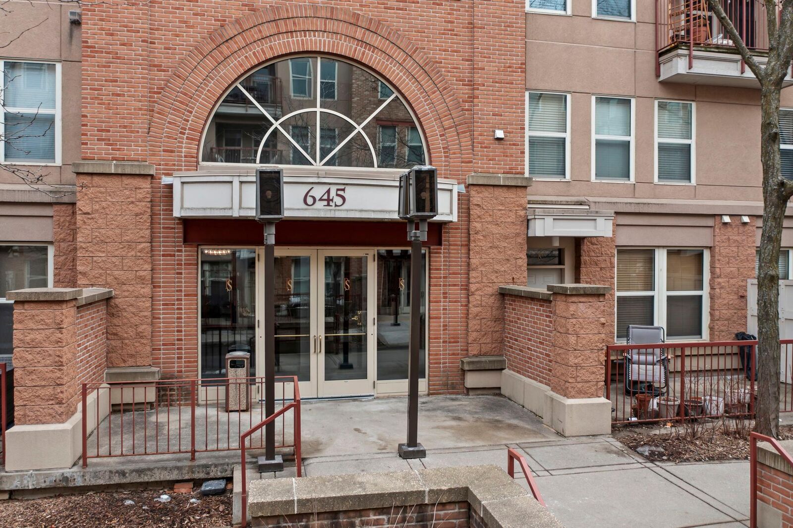 Property Photo: 645 N 1st Street 139 MN 55401