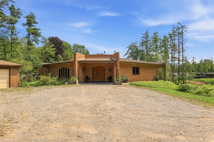 847294 Township Road 9 — photo 1