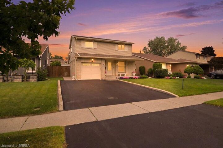 119 Brantwood Park Road — photo 1