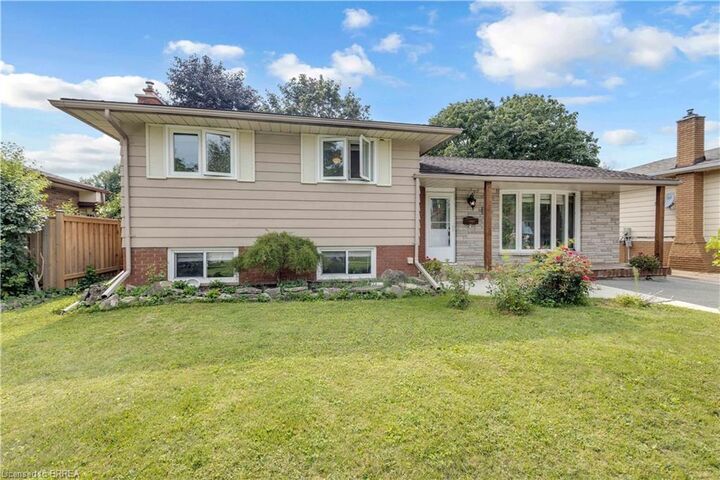 92 Brier Park Road — photo 1