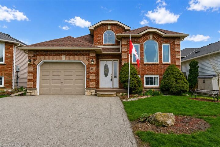 37 Thistlemoor Drive — photo 1