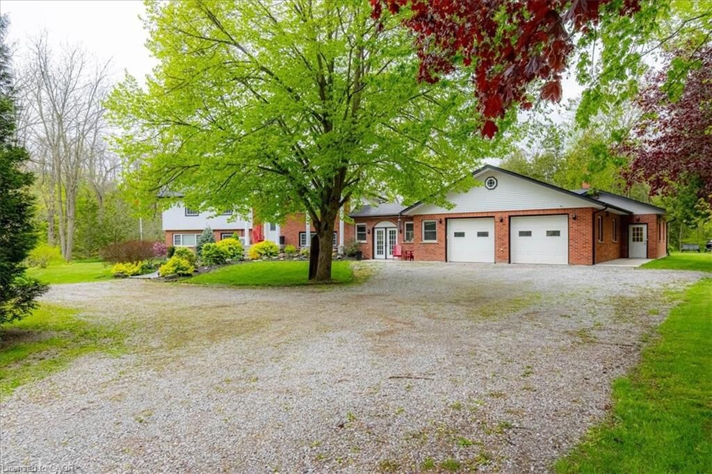Property Photo: 111 Decou Road ON N3Y 4K2