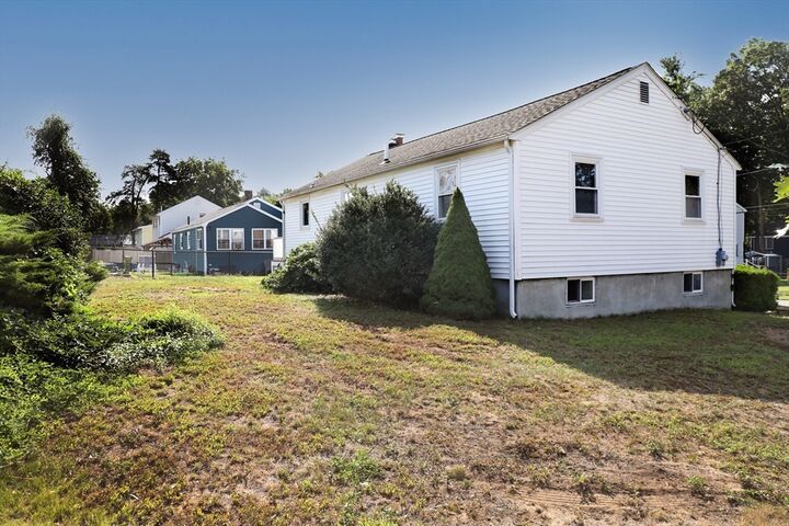 Property Photo:  43 Pratt St  MA 01876 