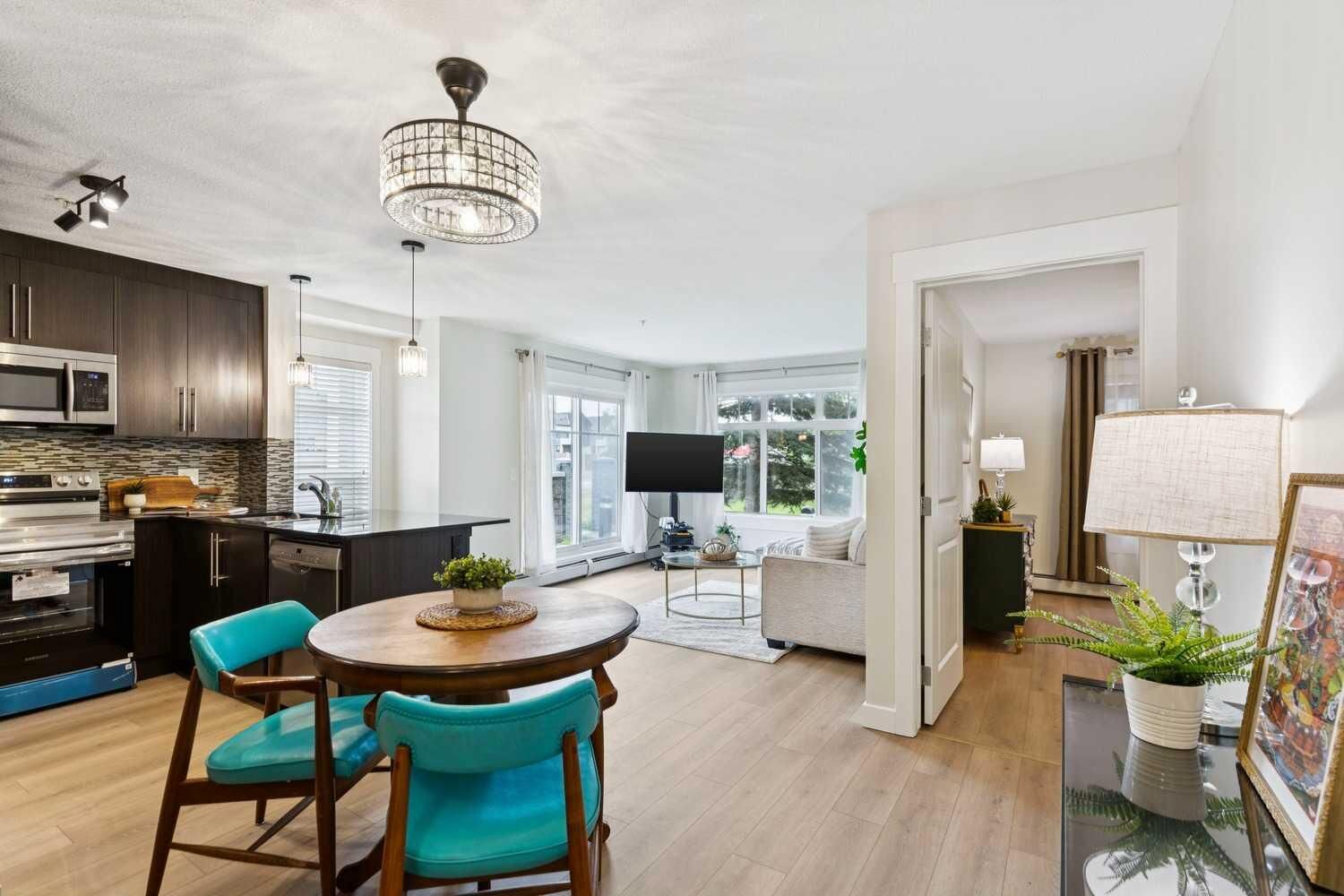 Property Photo:  155 Skyview Ranch Way NE 4108  AB T3N 0L4 