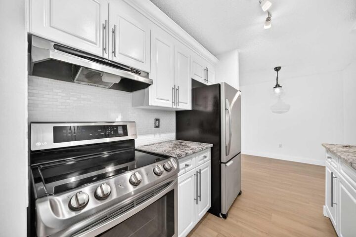 Property Photo: 8948 Elbow Drive SW 503 AB T2V 0H9