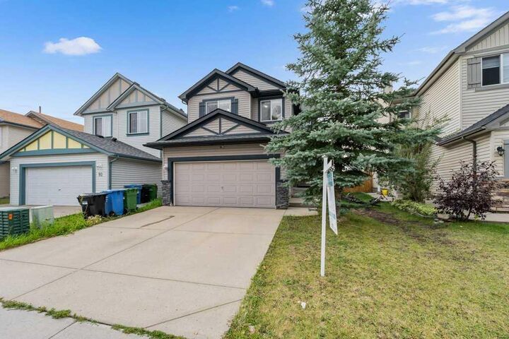 Property Photo:  88 Everglen Rise SW  AB T2Y 4Z4 