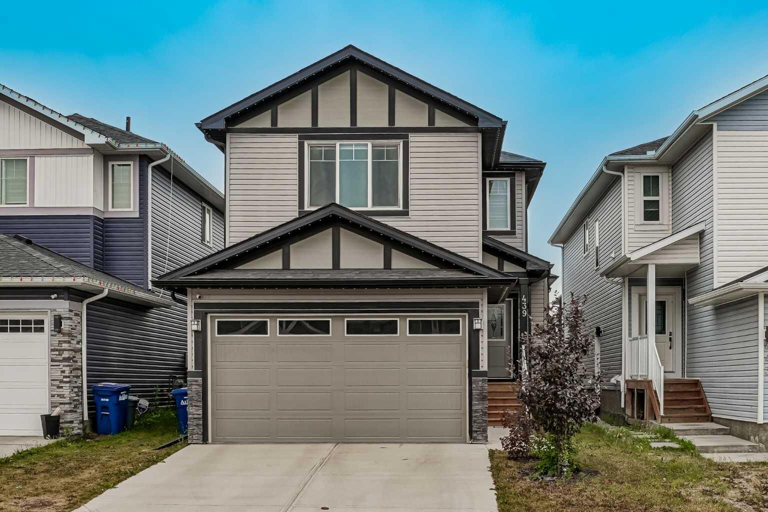 Property Photo:  439 Bayview Way SW  AB T4B 0R7 