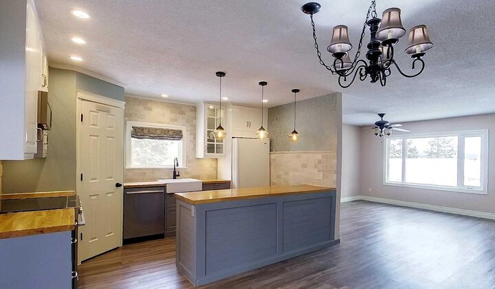 Property Photo: 14115 Township Road 544 Road AB T7E 3W9