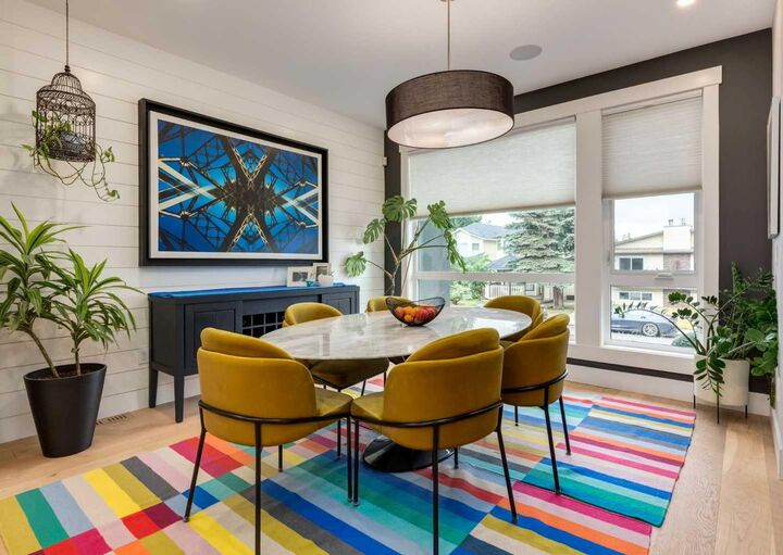Property Photo:  523 22 Avenue NW  AB T2M 1N5 