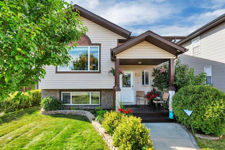 Property Photo: 4402 54 Street AB T4T 0B2