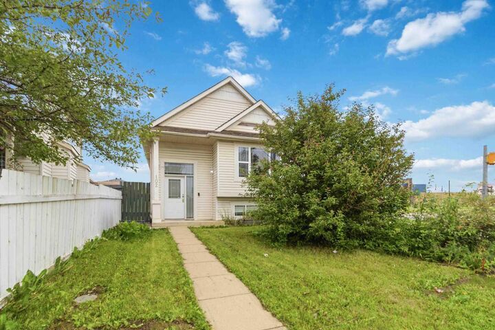 102 Dominion Drive — photo 1