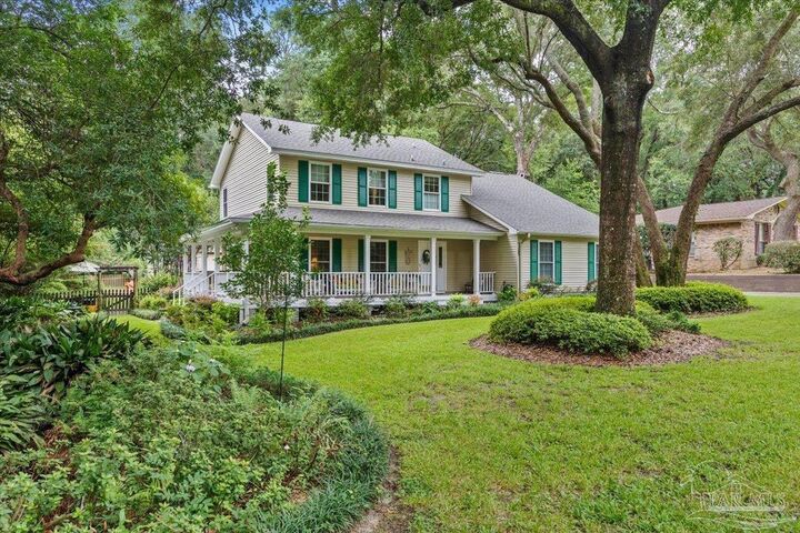 Property Photo:  1207 Creek Bridge Rd  FL 32514 