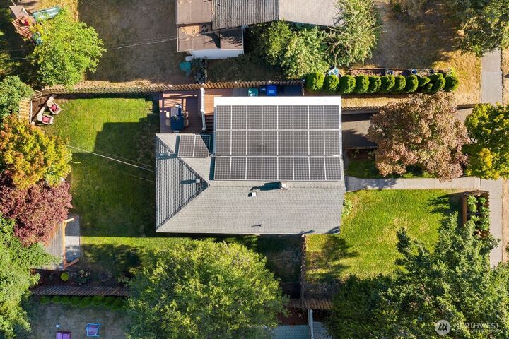Property Photo: 3226 48th Avenue SW WA 98116