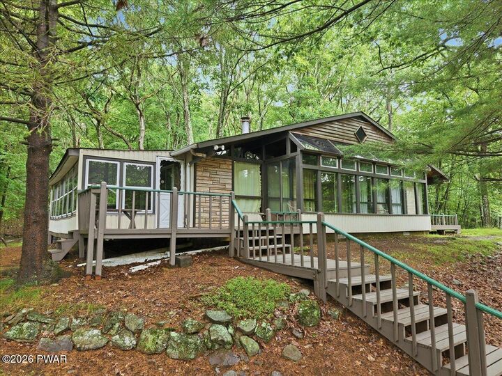 Property Photo:  200 Purple Martin Drive  PA 18324 