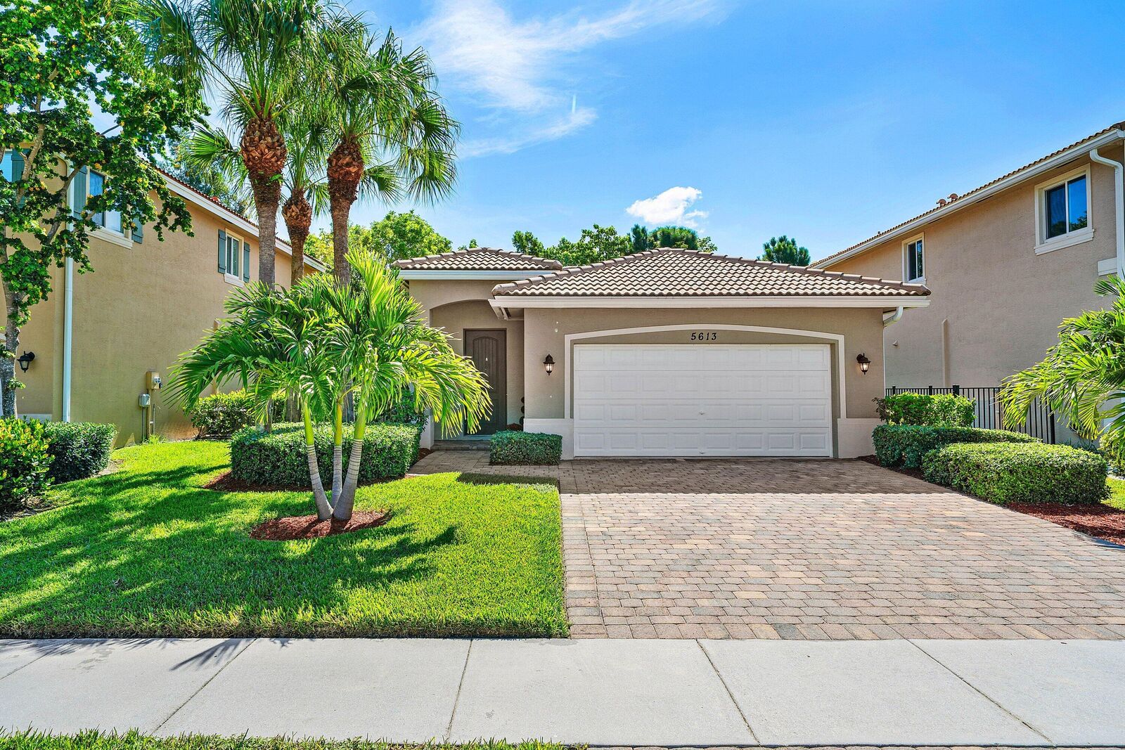 Property Photo: 5613 Caranday Palm Drive FL 33463