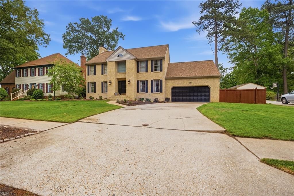 Property Photo:  913 Montebello Cir  VA 23322 