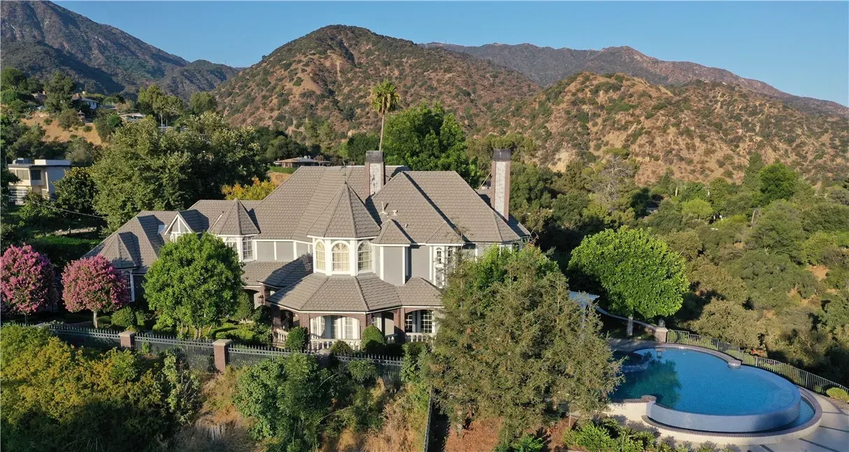 Property Photo:  1016 Briarcliff Road  CA 91016 
