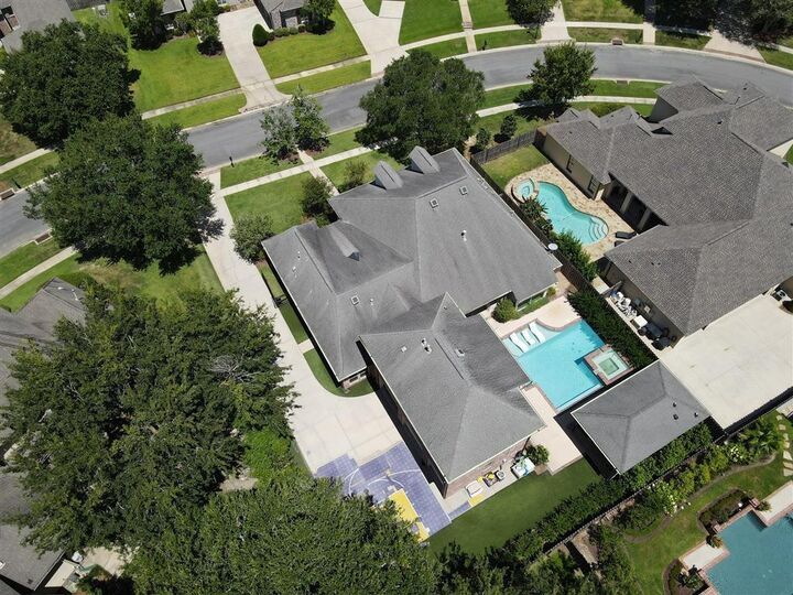 Property Photo:  19204 Bellerive Court  LA 70809 