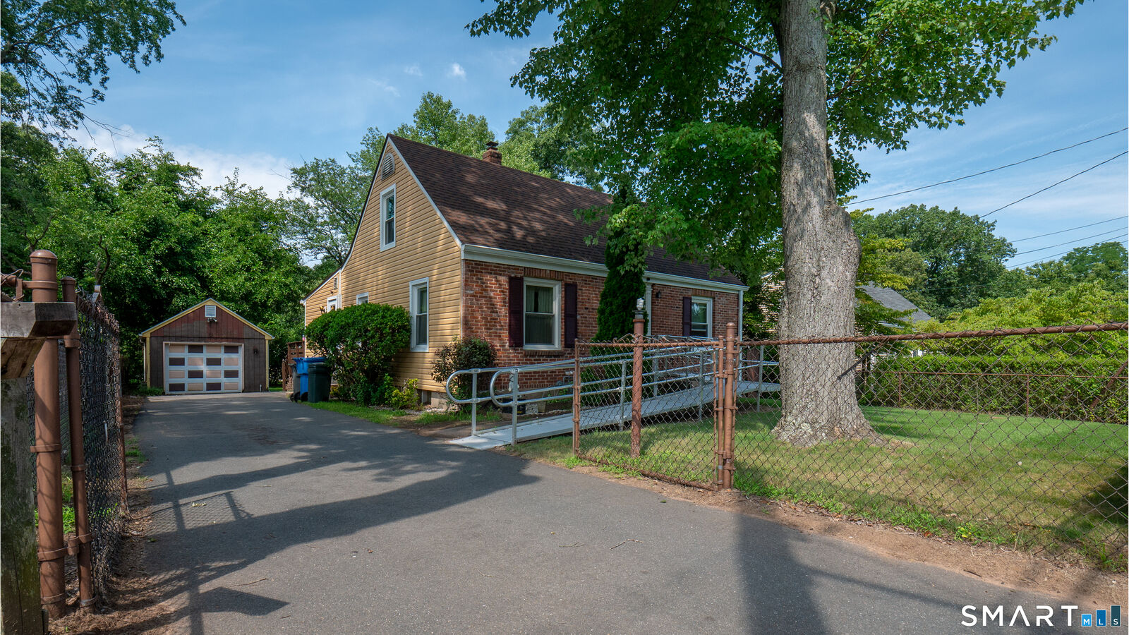 Property Photo: 40 Packard Street CT 06040
