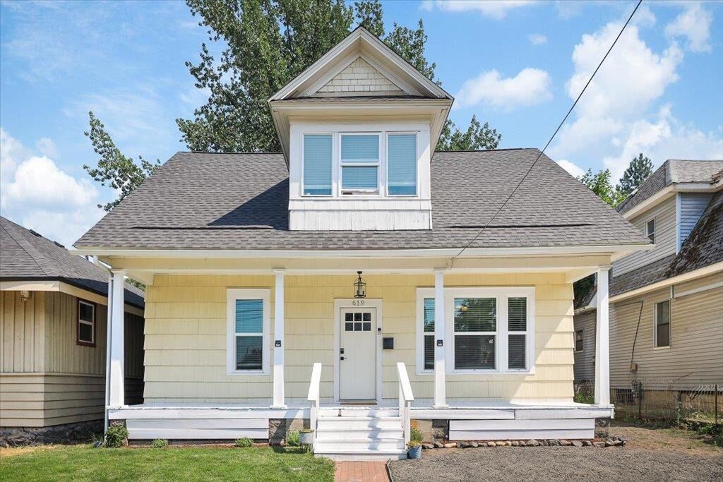 Property Photo: 619 S Elm St WA 99204